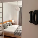 Casa de hóspedes 262 Baixa 3*